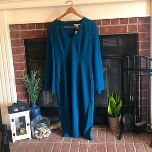 London Times Vneck Dress. Size 10. NWT.